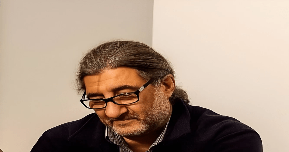 تصویری از دکتر عبدالحمید مینوچهر