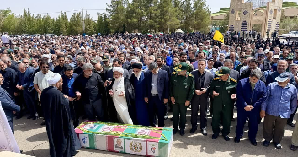 تصاویر تشییع پیکر دکتر مطلبی زاده