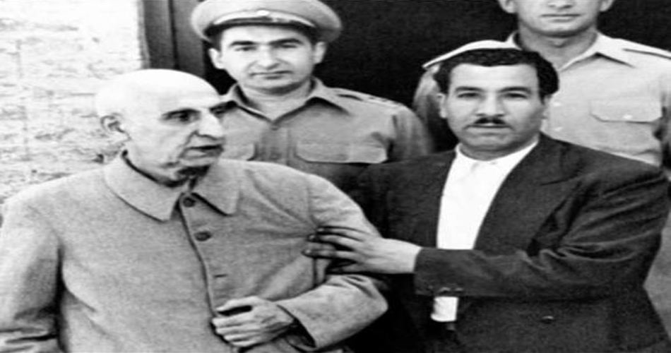 مصدق در دادگاه
