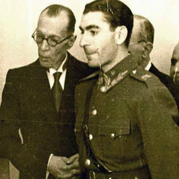  محمدرضا پهلوی، محمدتقی بهار