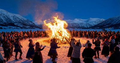 تاریخچه جشن سده از افسانه هوشنگ شاه تا ۱۴۰۴؛ چرا آتش روشن می‌کنیم؟